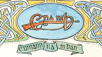 Vacker illustration med mönster och symbolen med geväret m itt i. Länst ner står Cumann na mBan. Allt i ljusa färger: gult, blått, grönt samt beige, som kanske en gång varit vitt.