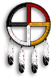 En form av drömfångare med siouxers färger vitt, svart, rött och gult.