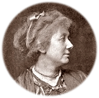 Porträttfoto av medelålders Anne Cobden-Sanderson i profil, riktad åt höger